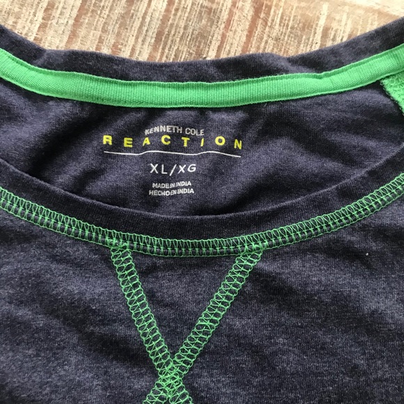 Kenneth Cole Reaction PJ set - Picture 2 of 2